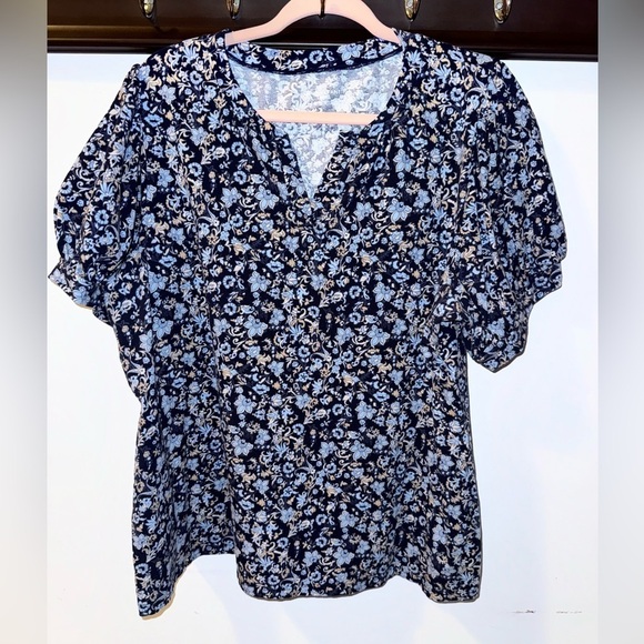 Lane Bryant Tops - Lane Bryant Blue Flowered Short Sleeve Shirt Size 18/20